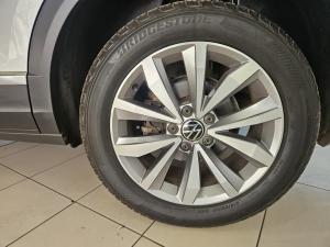 Volkswagen T-Roc 2.0TSI 140kW 4Motion Design - Image 18