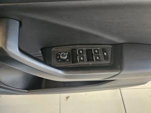 Volkswagen T-Roc 2.0TSI 140kW 4Motion Design - Image 22