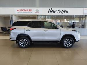 Toyota Fortuner 2.4GD-6 Raised Body automatic - Image 3