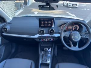 Audi Q2 35 Tfsi Urban Edition TIP - Image 6