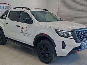 Nissan Navara 2.5DDTI PRO-2X automatic D/C - Image 1
