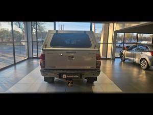 Toyota Hilux 3.0 D-4D Raider 4X4 automaticD/C - Image 5
