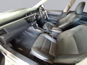 Toyota Corolla 1.6 Prestige CVT - Image 3