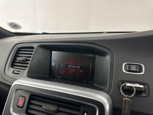 Volvo V60 CC D4 Inscription Geartronic AWD - Image 11