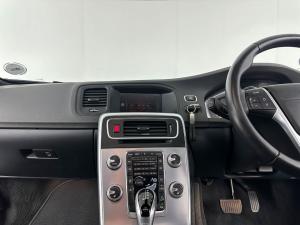 Volvo V60 CC D4 Inscription Geartronic AWD - Image 20