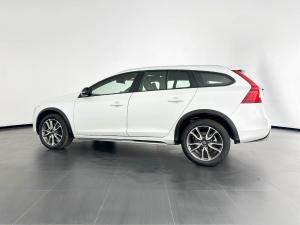Volvo V60 CC D4 Inscription Geartronic AWD - Image 3