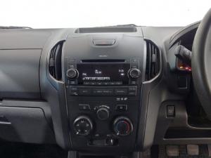 Isuzu KB 250D-Teq double cab LE - Image 10