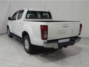 Isuzu KB 250D-Teq double cab LE - Image 3