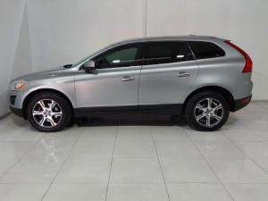 Volvo XC60 D3 Elite - Image 2