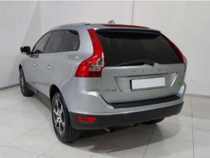 Volvo XC60 D3 Elite - Image 3