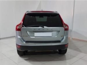 Volvo XC60 D3 Elite - Image 4
