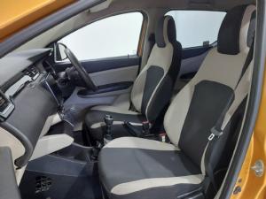 Renault Triber 1.0 Zen manual - Image 6