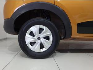 Renault Triber 1.0 Zen manual - Image 9