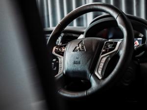Mitsubishi Pajero Sport 2.4DI-D 4x4 - Image 11