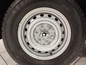 Mitsubishi Triton 2.4DI-D double cab GL 4x4 - Image 13