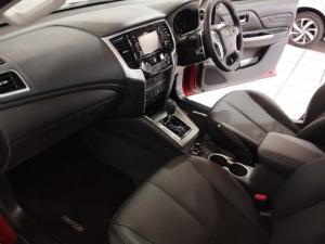 Mitsubishi Triton 2.4DI-D double cab 4x4 auto - Image 7