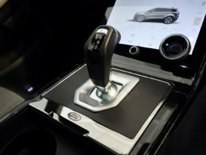 Land Rover Range Rover Evoque D200 R-Dynamic HSE - Image 19