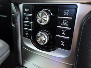 Toyota Land Cruiser Prado 2.8GD VX-L - Image 18