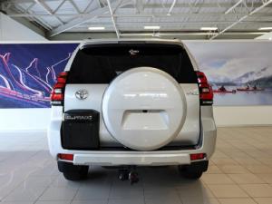 Toyota Land Cruiser Prado 2.8GD VX-L - Image 5