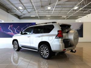 Toyota Land Cruiser Prado 2.8GD VX-L - Image 6