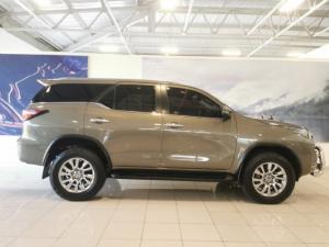 Toyota Fortuner 2.8GD-6 4x4 VX - Image 6