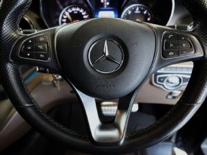 Mercedes-Benz V-Class V300d Avantgarde AMG Line - Image 17