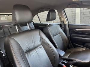 Suzuki Ciaz 1.5 GLX manual - Image 8
