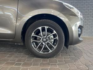 Suzuki Swift 1.2 GLX manual - Image 10
