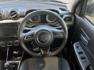 Suzuki Swift 1.2 GLX manual - Image 7