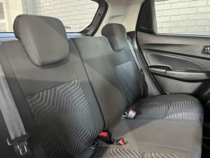 Suzuki Swift 1.2 GLX manual - Image 8