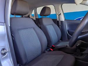 Volkswagen Polo Vivo hatch 1.4 Comfortline - Image 6