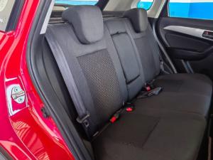 Suzuki Vitara Brezza 1.5 GLX - Image 7