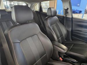 Hyundai i20 1.0T Fluid auto - Image 10