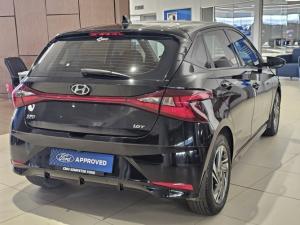 Hyundai i20 1.0T Fluid auto - Image 4