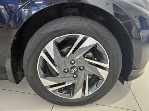 Hyundai i20 1.0T Fluid auto - Image 8