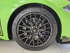 Ford Mustang 5.0 GT fastback - Image 8