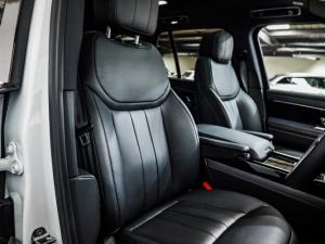 Land Rover Range Rover D350 HSE - Image 12