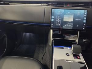 Land Rover Range Rover D350 HSE - Image 9