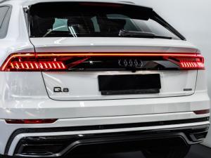 Audi Q8 45TDI quattro - Image 10