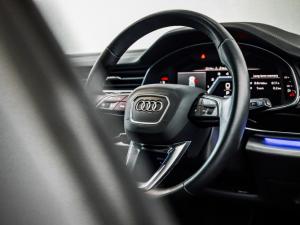 Audi Q8 45TDI quattro - Image 11