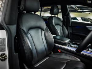 Audi Q8 45TDI quattro - Image 12