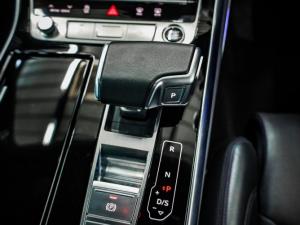 Audi Q8 45TDI quattro - Image 15