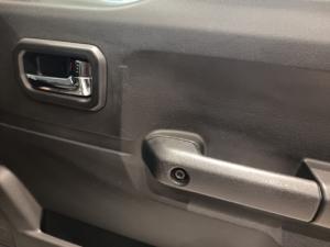 Suzuki Jimny 1.5 GLX AllGrip 5-door auto - Image 15