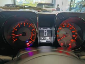 Suzuki Jimny 1.5 GLX AllGrip 5-door auto - Image 9