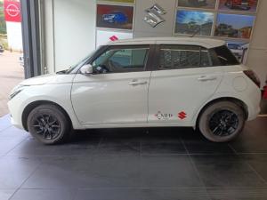 Suzuki Swift 1.2 GL - Image 2