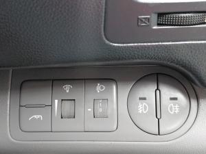 Hyundai H-1 2.4 bus GLS - Image 14