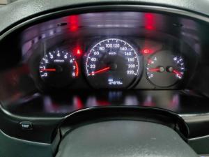 Hyundai H-1 2.4 bus GLS - Image 17