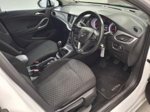 Opel Astra hatch 1.4T Enjoy - Image 15