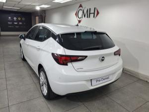 Opel Astra hatch 1.4T Enjoy - Image 4