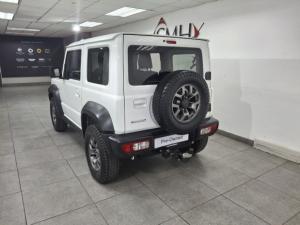 Suzuki Jimny 1.5 GLX AllGrip 3-door manual - Image 3